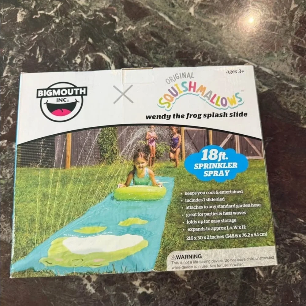 BigMouth x Squishmallows Wendy The Frog Lawn Water slide + inflatable pool - Picture 3 of 3